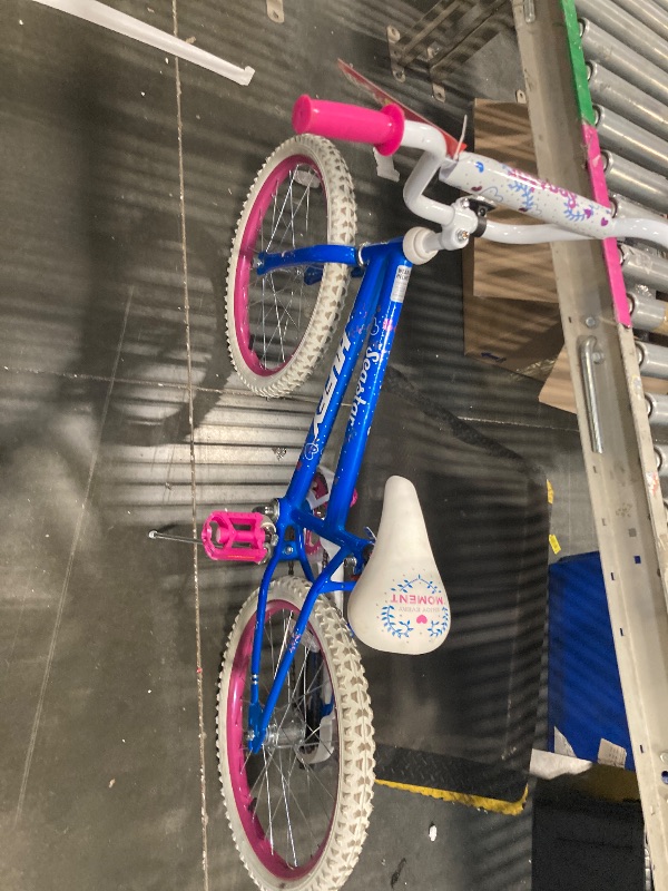 Photo 1 of ** no ribbons**
Huffy 20" Sea Star Kids' Bike, Fits Riders 3'7" - 4'7", Blue/Pink, Child, Girl's
