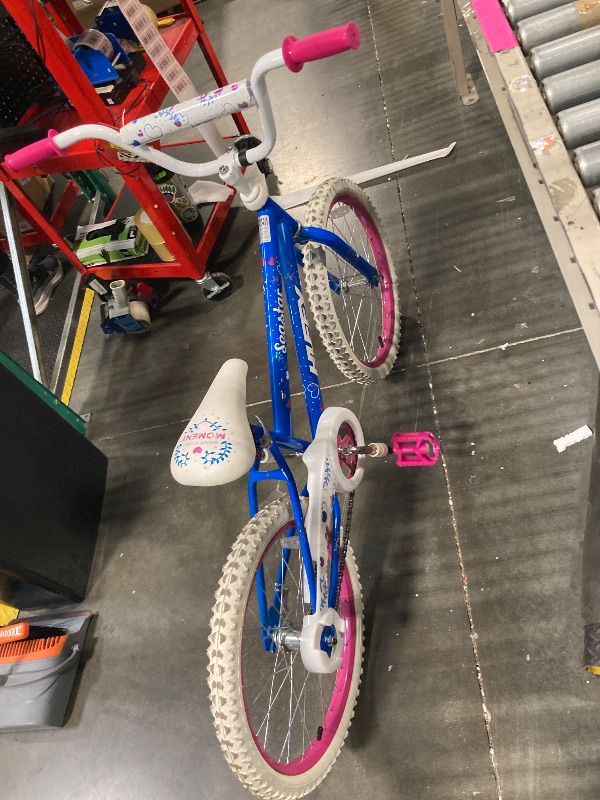 Photo 1 of ** no ribbons**
Huffy 20" Sea Star Kids' Bike, Fits Riders 3'7" - 4'7", Blue/Pink, Child, Girl's
