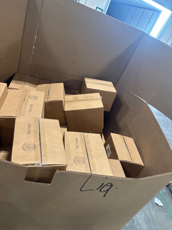 Photo 1 of ***BOX WITH DIFFERENT DRINKS// NO RETURN//AS IS*** 04/28/2025