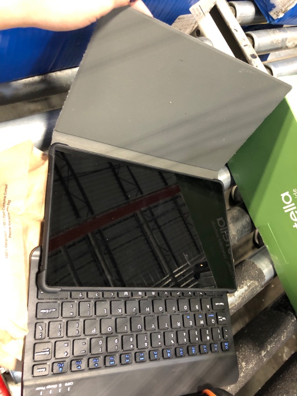 Photo 1 of *FOR PARTS ONLY* POWMUS 2025 Android Tablet, 10.1 inch Tablet with 128GB ROM,19GB RAM, 1TB Expand, 2.0GHz CPU, 1920 * 1200 Incell Screen, 8000mAh, 8+13MP WiFi BT5.0 GPS Android Tableta with Keyboard and Mouse - Gray