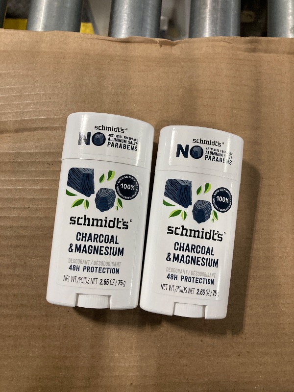 Photo 3 of *** ONLY 2 PCS*** Schmidt's Aluminum-Free Vegan Deodorant Charcoal & Magnesium with 24 Hour Odor Protection, 4 Count for Women and Men, Natural Ingredients, Cruelty-Free, 2.65 oz