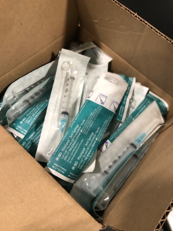 Photo 1 of 100 Pack 3ml Syringe with Needle, Disposable Syringes with Needle 23G, 1.0 Inch, Luer Lock Syringes, Syringe for Liquid, Individually Sterilized Wrapped (3 ML, 50 Pack)