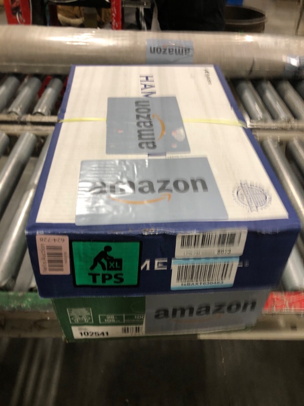 Photo 1 of Hammermill Printer Paper