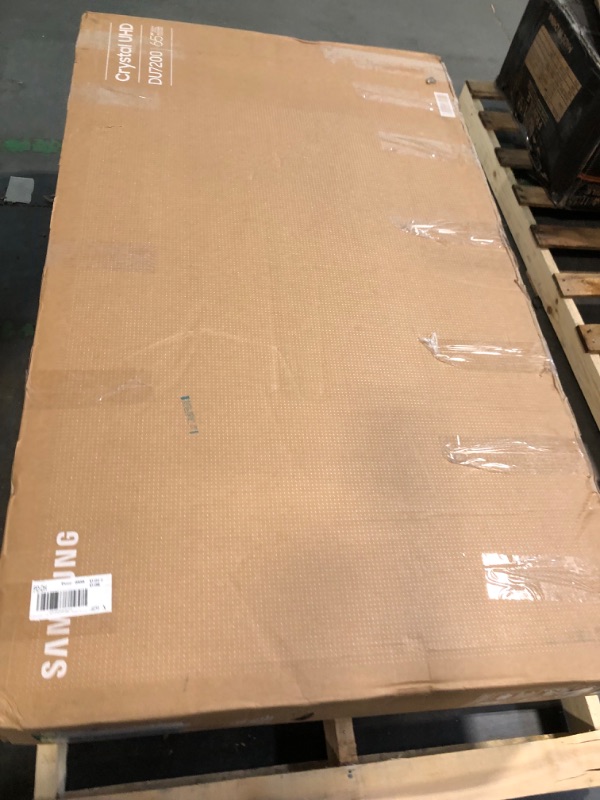 Photo 1 of 65” Class DU7200 Series Crystal UHD 4K Smart Tizen TV (2024)