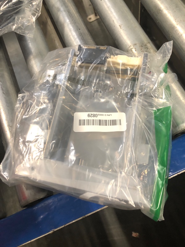 Photo 1 of Mobile Rack Cage for 2.5" SSD & HDD, Bay SATA III HDD SSD Enclosure Backplane - Tray Less Hot Swap
