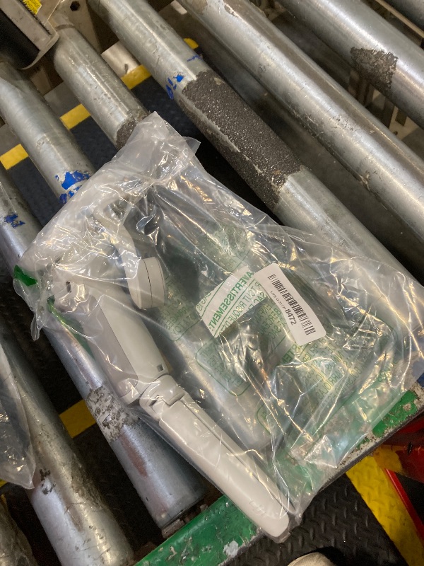 Photo 1 of DJI Osmo Mobile SE, 3-Axis Phone Gimbal, Portable and Foldable, Gimbal Stabilizer for iphone, Andriod, ShotGuides, ActiveTrack 6.0, Vlogging Stabilizer for Youtube, TikTok, Travel ***hardware missing**