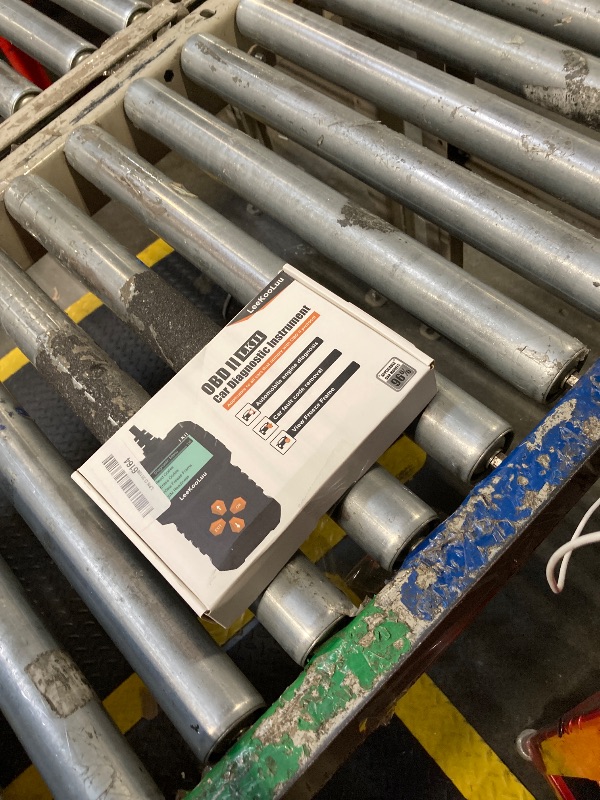 Photo 1 of OBD2 Scanner Ease Setup Plug-Play: Clear Reset Engine Error Code Professional Code Reader Diagnostic Scan Tools with Freeze Frame/I/M Readiness for All Cars Since 1996 & Newer - LK11