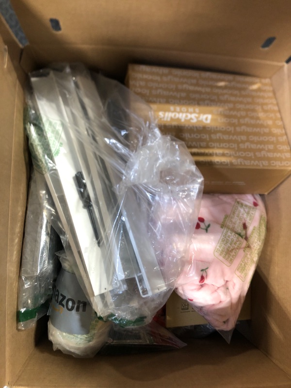 Photo 1 of ***BUNDLED BAG OF  ***
***AS IS / NO RETURNS -  FINAL SALE***
