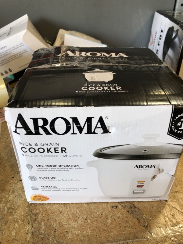 Photo 1 of Aroma Housewares Aroma 6-cup (cooked) 1.5 Qt. One Touch Rice Cooker, White (ARC-363NG), 6 cup cooked/ 3 cup uncook/ 1.5 Qt.
