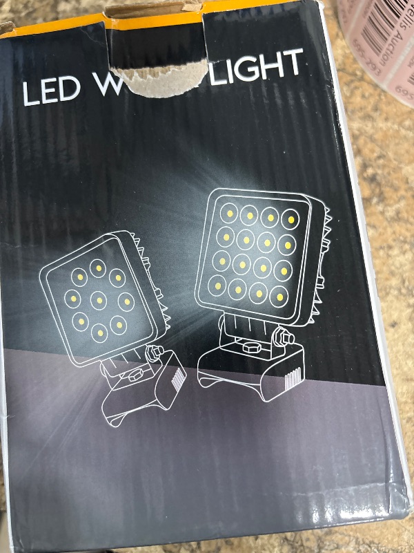 Photo 1 of ***(NO RETURNS OR REFUNDS/ FOR PARTS ONLY/ NON FUNCTIONAL)***
LIVOWALNY 20v Max Led Work Light for Dewalt 20v Battery, 30W 3000LM Cordless Battery Light, Flood Light Flashlight Tools 140° Adjustable Head with USB & Type C Charging Port (No Battery)