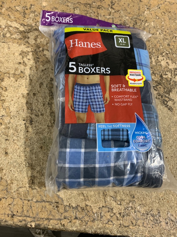 Photo 1 of Hanes Men Hanes Men's Tagless Boxers with Exposed Waistband, Assorted Multi-Packs and Colors XL