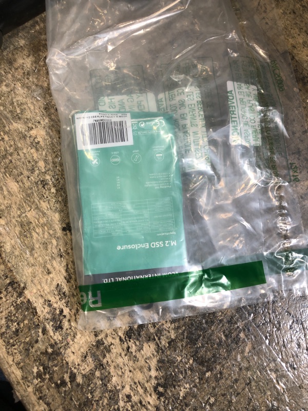Photo 1 of ***(NO RETURNS OR REFUNDS/ FOR PARTS ONLY/ NON FUNCTIONAL/ MAJOR DAMAGE)***
M.2 NVME SATA SSD Enclosure Adapter ,V VCOM Tool-Free USB 3.2 Gen 2 10Gbps NVMe PCI-E 6Gbps SATA M-Key / B+M Key Solid State Drive External Adapter with UASP Trim, for SSDs 2242 2