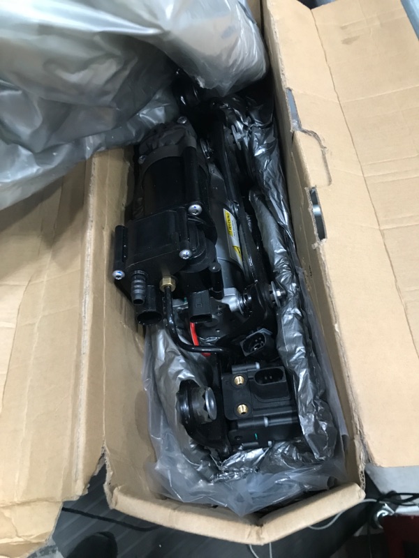 Photo 1 of labwork Air Suspension Compressor Pump w/Solenoid Valve Block Replacement for BMW F15 X5 2014-2018 BMW F16 X6 2015-2019