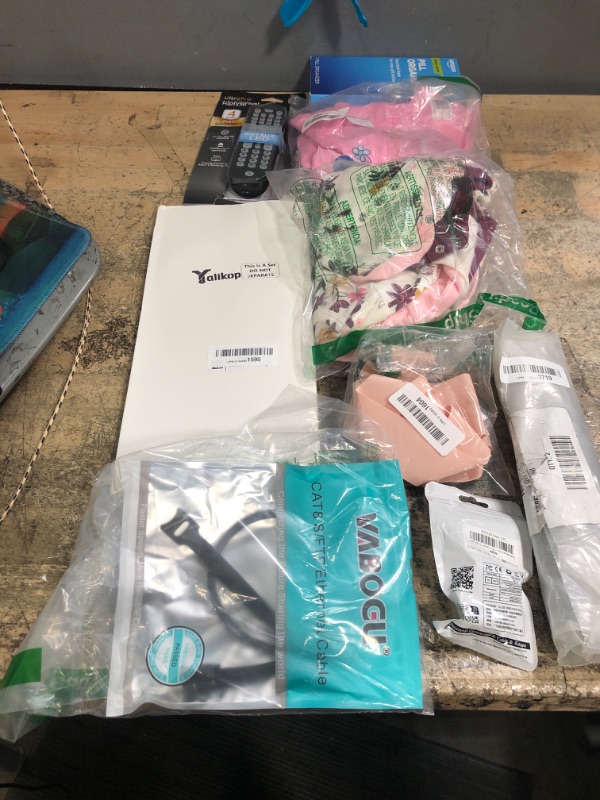 Photo 1 of **FINAL SALE BUNDLE OF MISCELLANEOUS ITEMS NON-REFUNDABLE**