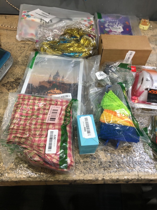 Photo 1 of **FINAL SALE BUNDLE OF MISCELLANEOUS ITEMS NON-REFUNDABLE**