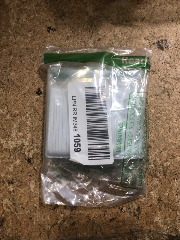 Photo 1 of 100 Plastic Collar Stays For Men Dress Shirt in Plastic Box 2.5 Inches