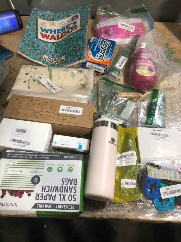 Photo 1 of **FINAL SALE BUNDLE OF MISCELLANEOUS ITEMS NON-REFUNDABLE**
