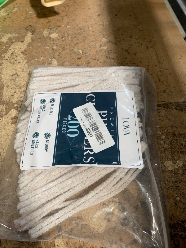 Photo 1 of (200) Lova  Cleaners Bulk (Hard Bristle) Easily Cleans, Glass Pipe Cleaner for Cleaning, Arts and Crafts, Glass Pipes, Pipecleaners, Chenille Stems, (6 Inchs), 100% Cotton, Steel Wire, White