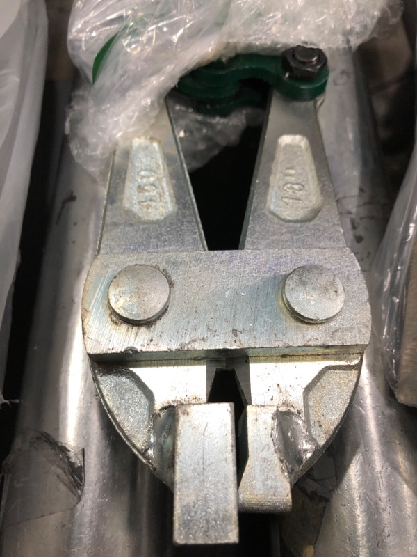 Photo 1 of 18'' clamp pliers green 
