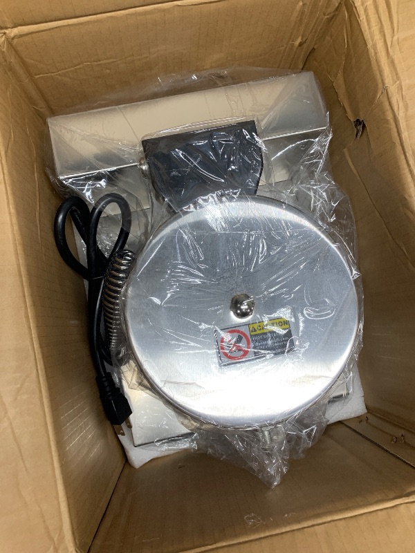 Photo 1 of Ice Cream Burger Maker, UFO Burger Maker, Ice Cream Filling Waffle Maker, Hamburger Waffle Maker Sandwich Press, Non Coated, Household Or Commercial.