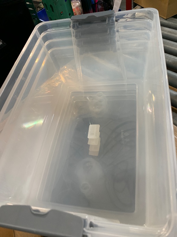Photo 1 of (used)(see all images) HOMZ 4-Pack Secure Latch, Clear Plastic Storage Organizer Bins, 15 Quart, Gray Lid
