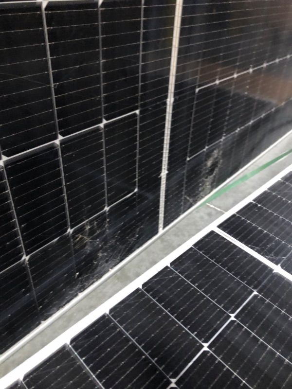 Photo 1 of Renogy Bifacial 2pcs 550 Watt Solar Panels 12/24 Volt Monocrystalline PV Power Charger On/Off-Grid 1100W Supplies for Rooftop Charging Station Farm Yacht and Other Off-Grid Applications