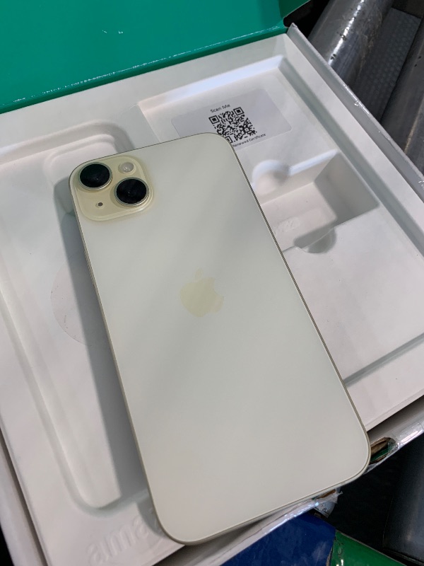Photo 1 of Apple iPhone 15 Plus, 256GB, Yellow - Unlocked (Renewed Premium)