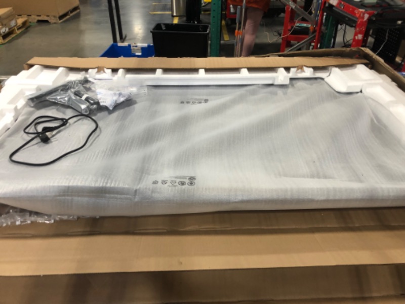 Photo 1 of ** ONLY PARTS ** SAMSUNG 65-Inch Class Crystal UHD 4K DU7200 Series HDR Smart TV w/Object Tracking Sound Lite, PurColor, Motion Xcelerator, Mega Contrast, Q-Symphony (UN65DU7200, 2024 Model)