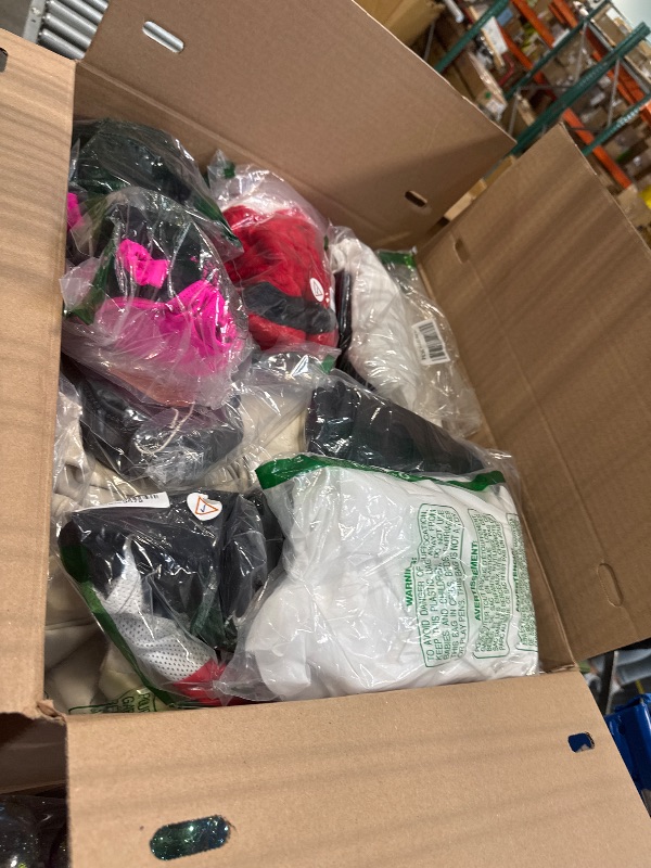 Photo 1 of **BUNDLE OF ITEMS - FINAL SALE - NO RETURNS** 
