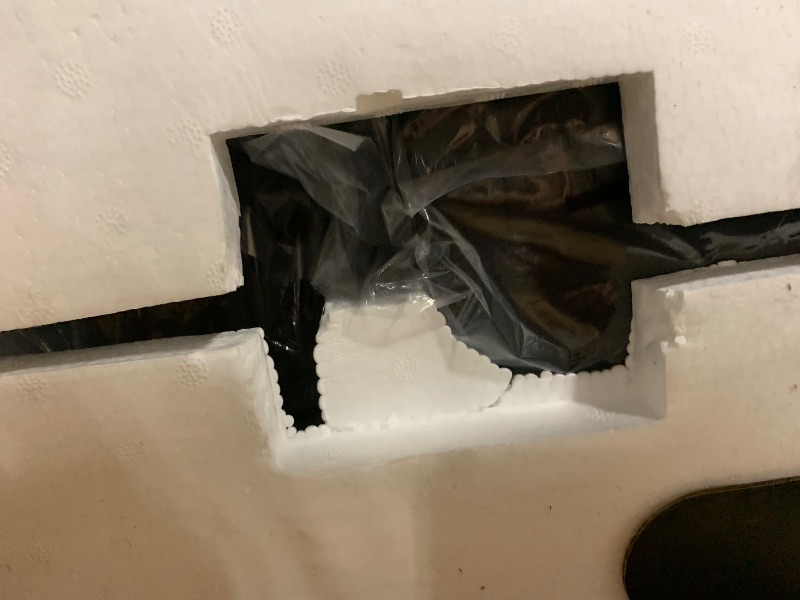 Photo 1 of GRIPWAY Winch 13500lb Waterproof Electric Synthetic Rope Winch 12V with Hawse Fairlead,Remote, Double Colored Rope,Snatch Block,2 in 1 Infrared Remote Control and Wired Control,for Truck SUV Jeep