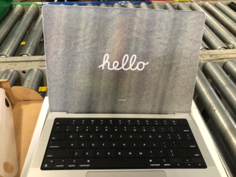 Photo 1 of ***NEW FROM THE FACTORY, BUT IT WAS OPENED FOR TESTING***Apple 2024 MacBook Pro Laptop with M4 chip with 10?core CPU and 10?core GPU: Built for Apple Intelligence, 14.2-inch Liquid Retina XDR Display, 16GB Unified Memory, 512GB SSD Storage; Silver