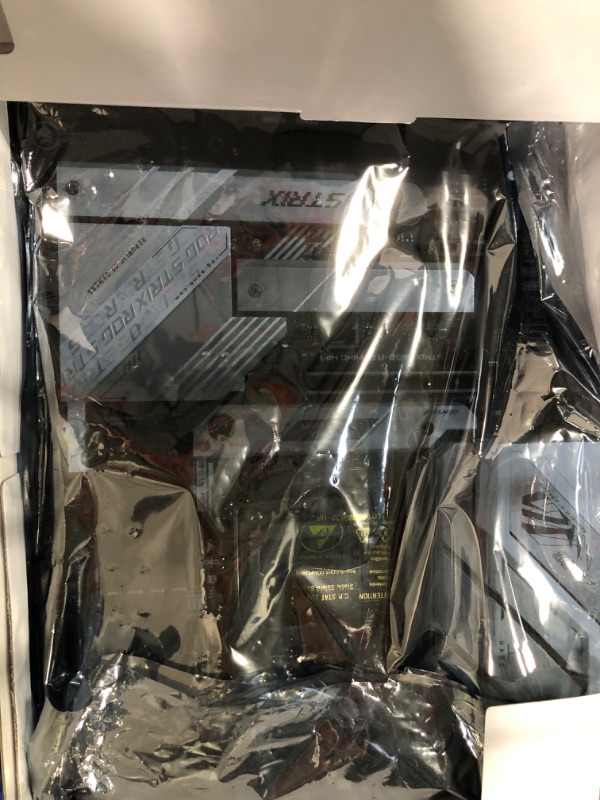 Photo 1 of ASUS ROG Strix B650-A Gaming WiFi 6E AM5 (LGA1718) Ryzen 7000 Motherboard(12+2 Power Stages,DDR5,3xM.2 Slots,PCIe® 4.0, 2.5G LAN,WiFi 6E,USB 3.2 Gen 2x2 Type-C® Port). 