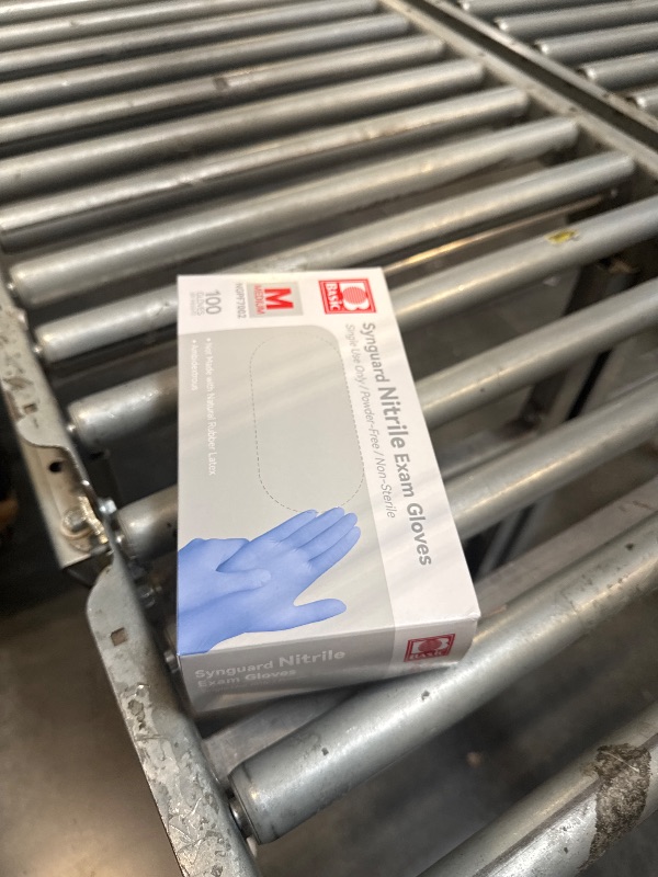 Photo 1 of Basic Medical Blue Nitrile Exam Gloves - Latex-Free & Powder-Free - NGPF-7002 (Box of 100), Medium