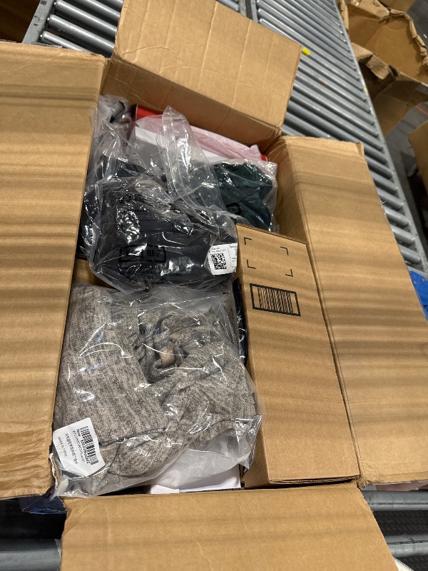 Photo 1 of **BUNDLE BOX OF ITEMS - FINAL SALE - NO RETURNS**