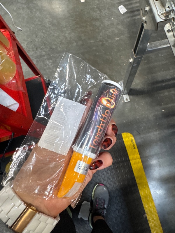 Photo 1 of Touch Up Paint for Cars, Easy & Quick Auto Car Paint Scratch Repair, Two-In-One Automotive Car Touch Up Paint Scratch Remover Pen for vehicles, Erase Car Scratches Touch Up Paint Pen (White)