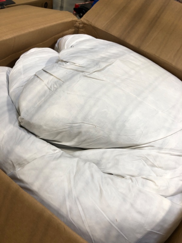 Photo 1 of **** similar*** vBedsure Queen Comforter Set - White Comforter, Boho Tufted Shabby Chic Bedding Comforter Set, 3 Pieces Vintage Farmhouse Bed Set for All Seasons, Fluffy Soft Bedding Set with 2 Pillow Shams