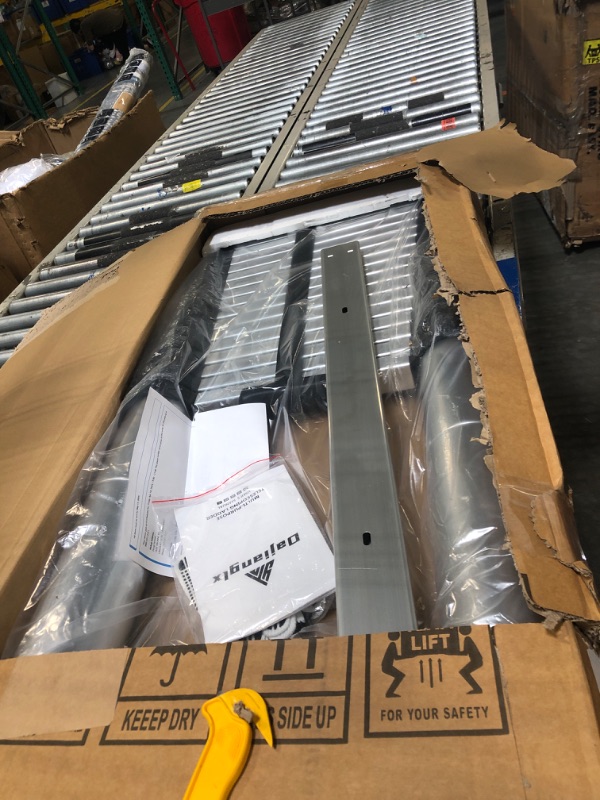 Photo 1 of 26.2 FT Telescoping Ladder, Lightweight Multi-Purpose Aluminum Extension Ladder w/Tool Tray and Non-Slip Feet, Telescopic Extendable Ladder for Home, RV, Roof and Outdoor Work
50x12x127cm 