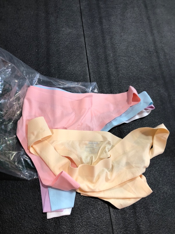 Photo 1 of *similar* ALL OF SHE Seamless Thongs for Women No Show V-waisted Invisible Sexy Panties Tangas Thong Underwear Women 5Pack