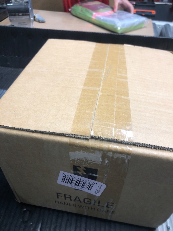 Photo 1 of *** FACTORY SEALED***H.JSS WDJS 20 oz Glass Mason Jars with Lids and Spoons,Glass Overnight Oats Containers, 4 Pack Glass Food Container for Prepping Breakfast, Glass Mason Jars for Parfaits Yogurt Salad Pudding (White)