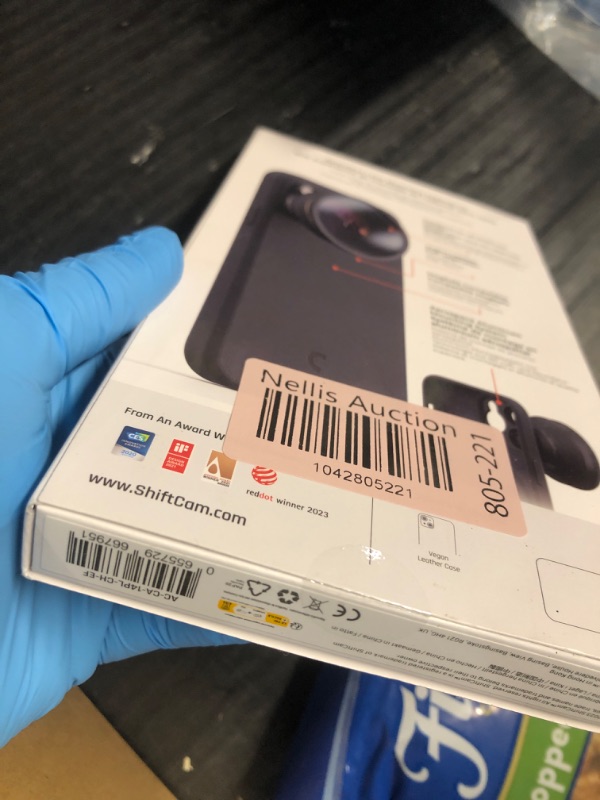 Photo 1 of *** FACTORY SEALED***ShiftCam | Camera Case with Built-in LensUltra Mount for Apple iPhone | Gear up Your iPhone and Start Shooting in Seconds | Charcoal (iPhone 14 Plus)