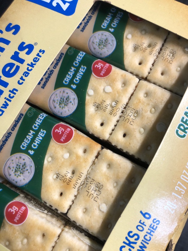 Photo 1 of *** FACTORY SEALED******NONREFUNABLE*** EXP: 2025/07/05*Lance Sandwich Crackers, Captain's Wafers Cream Cheese and Chives, 20 Packs, 6 Sandwiches Each
