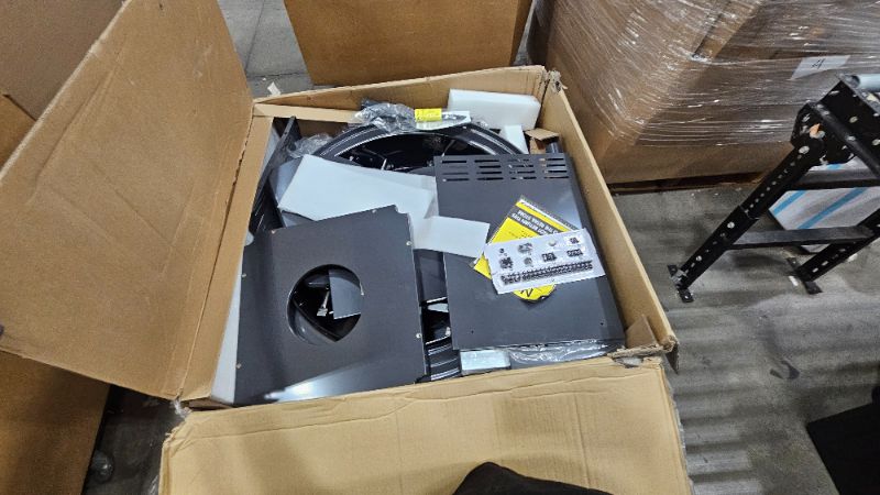 Photo 1 of ***PARTS ONLY**Cuisinart 360° XL Griddle Outdoor Cooking Center, 30” Round Flat Top Grill with Stainless Steel Vented Lid, Folding Prep Tables, 45,000 BTU Burners, Grease Management, Gas Grill for BBQ, Cookouts