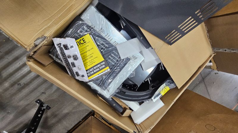 Photo 1 of ***PARTS ONLY**Cuisinart 360° XL Griddle Outdoor Cooking Center, 30” Round Flat Top Grill with Stainless Steel Vented Lid, Folding Prep Tables, 45,000 BTU Burners, Grease Management, Gas Grill for BBQ, Cookouts