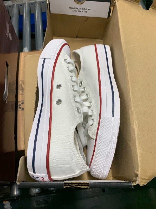Photo 1 of
Chuck Taylor All Star Canvas size 4.5