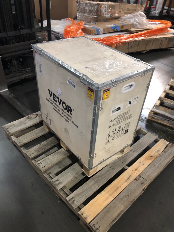 Photo 1 of **TRUCK OR TRAILER PICKUP ONLY**
VEVOR Slushie Machine, 3L×2Tank Slush Machine for Home, 340W Commercial Slushy Machine, Slushy Maker for Frozen Drinks Automatic Clean, Frozen Drink Machine for Home Supermarkets Cafes Restaurants