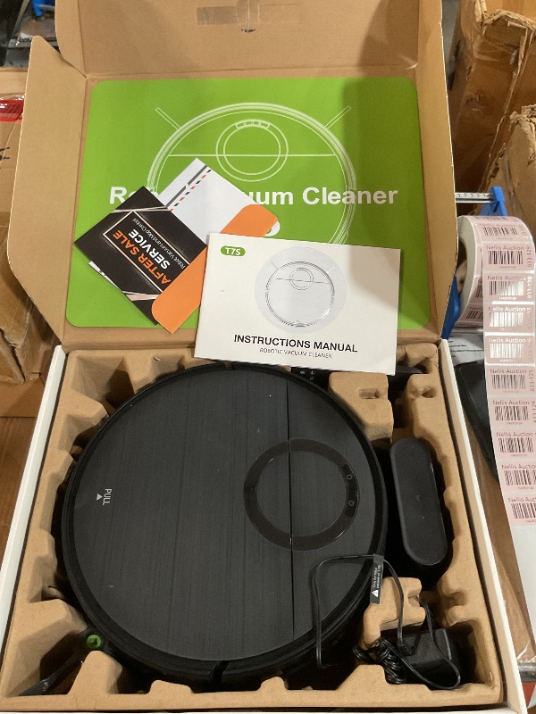 Photo 1 of (Used)(broken wheel) Robot Vacuum and Mop Combo, 2 in 1 Mopping Robot Vacuum Cleaner with 2000Pa Max Suction, Wi-Fi/App/Remote