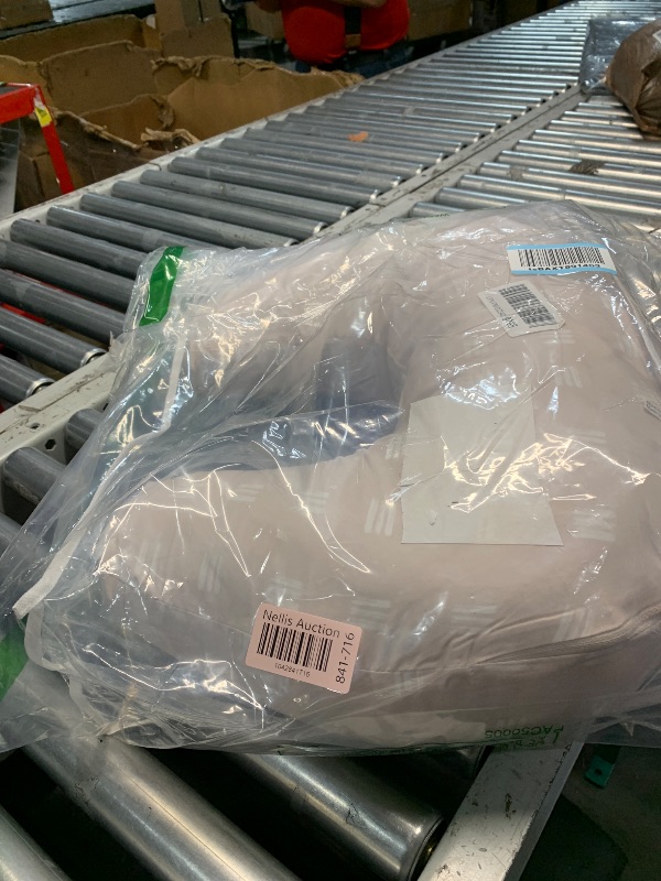 Photo 1 of (BAGGED) (USED/FAIR) Boppy Nursing Pillow with Luxe Fabric Cover, Oatmeal Boucle, Larger, More Supportive Pillow for Breastfeeding and Bottle Feeding; Firmer and Higher Than Original, w/Premium Cover; JPMA Certified
