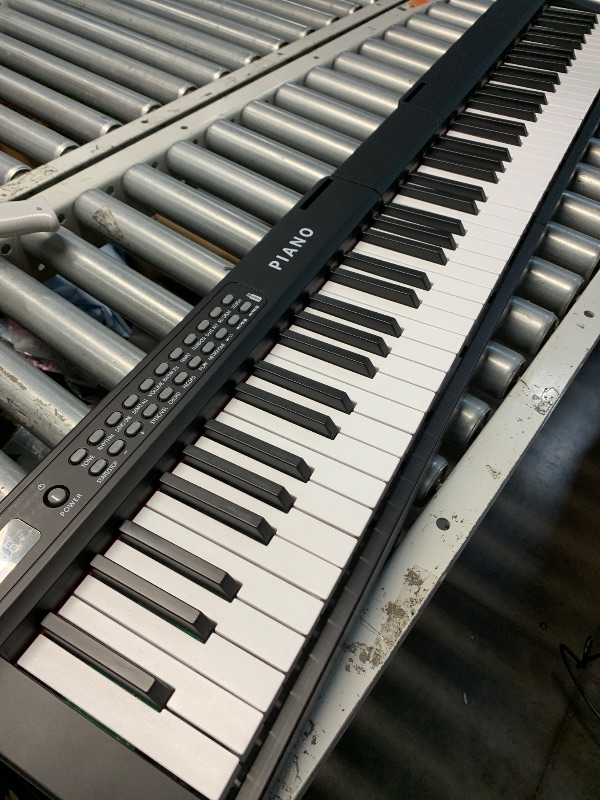 Photo 1 of (used)(unknown if complete)(see images) keyboard piano for beginners 