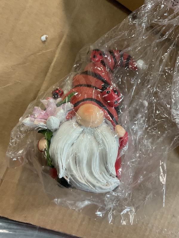 Photo 1 of (Missing one) Hodao 2PCS Spring Ladybug Gnomes Decorations Ladybug Couple Gnomes Decor Gifts Summer Gnomes Figurines Ladybug Gnomes