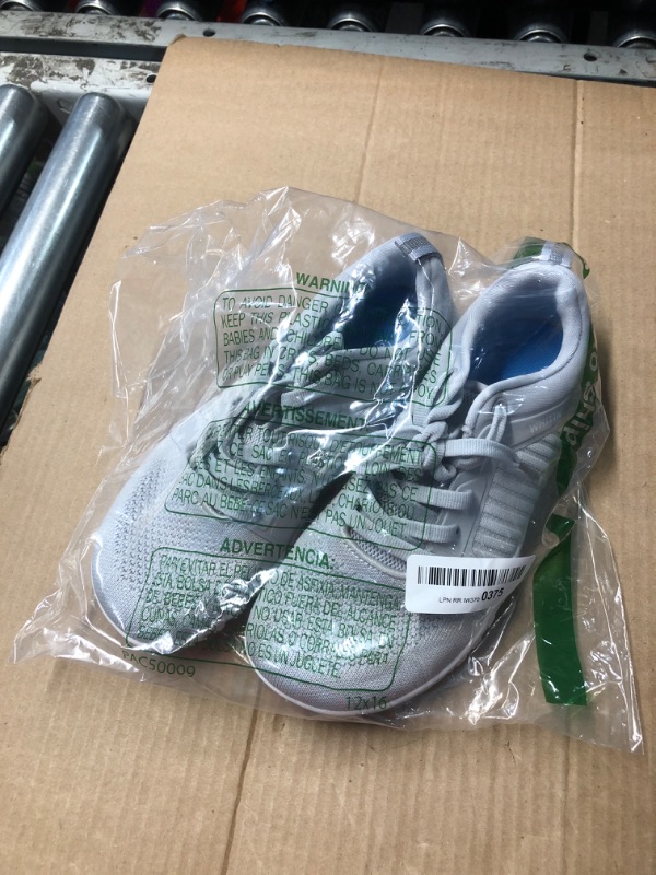 Photo 1 of (USED/FAIR)   (size 7women/5.5men) WHITIN Women's Barefoot Minimalist Running Shoes Wide Toe Box Trail Zero Drop Size 7 Cross Training Gym Weightlifting Walking Sneaker Light Grey 37 (size 7women/5.5men)